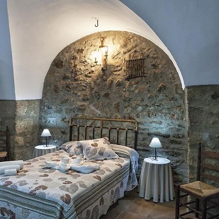 Apartamentos Rurales La Casa De Luis Santa Cruz de la Sierra Chambre photo