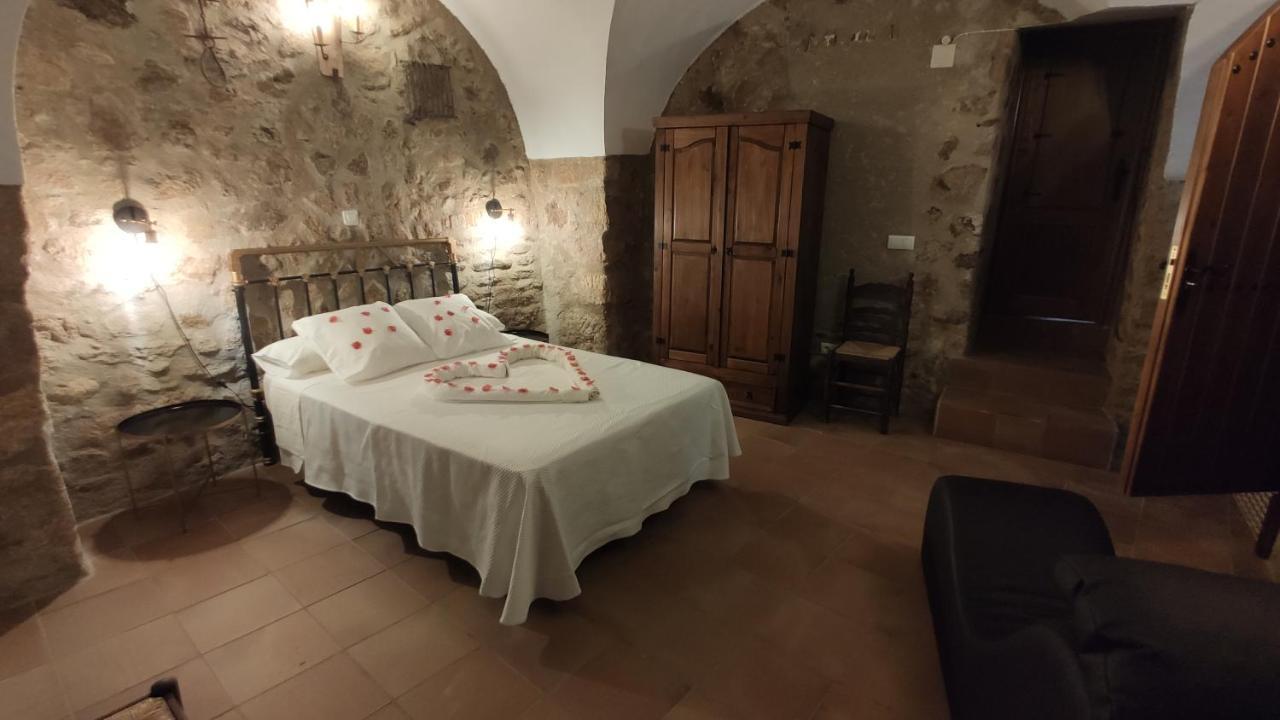 Apartamentos Rurales La Casa De Luis Santa Cruz de la Sierra Extérieur photo