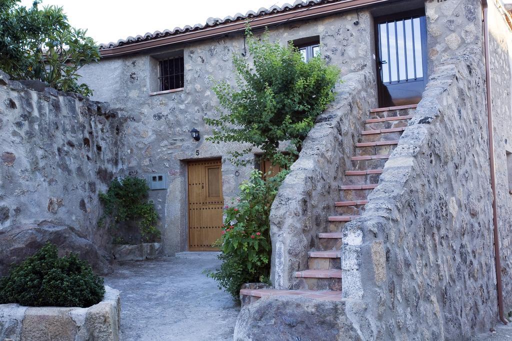 Apartamentos Rurales La Casa De Luis Santa Cruz de la Sierra Chambre photo